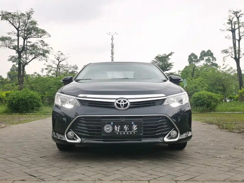TOYOTA CAMRY 2016