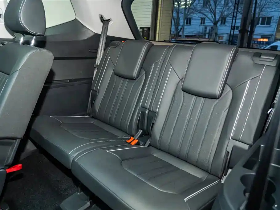 VOLKSWAGEN TOURAN 2021