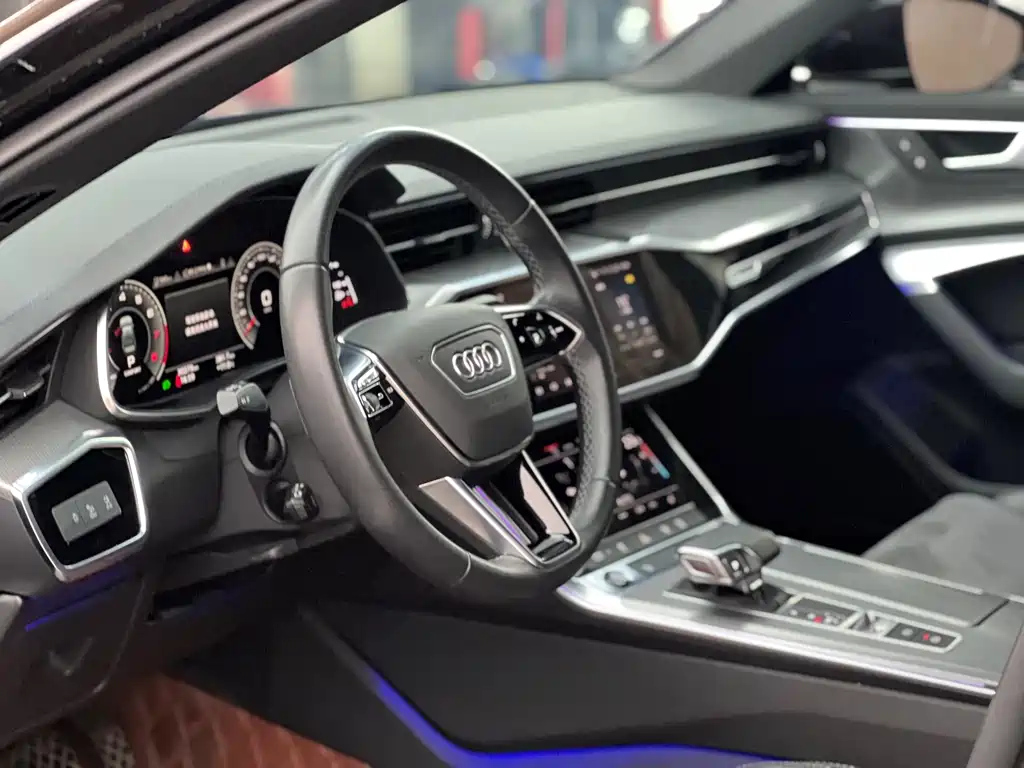 AUDI A6L 2022