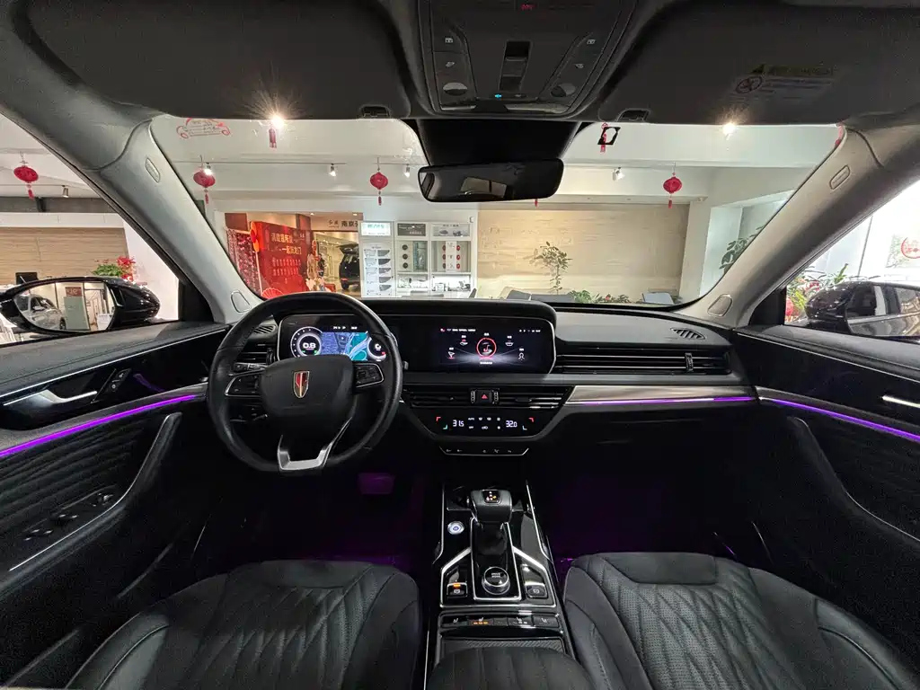HONGQI HS5 2022