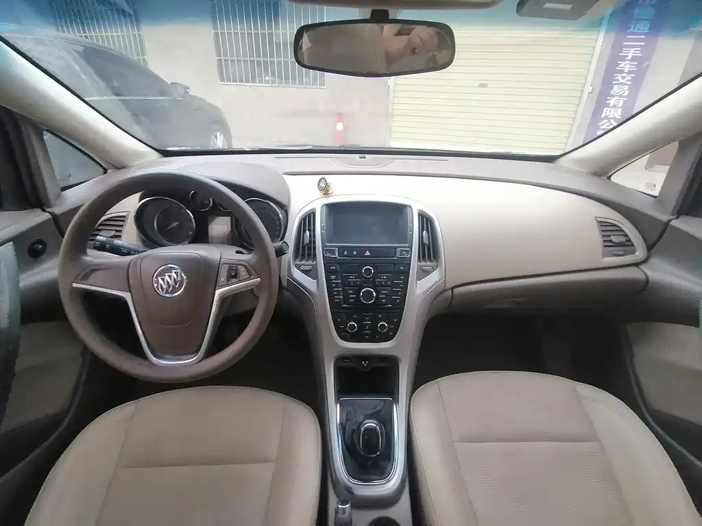 BUICK EXCELLE 2014