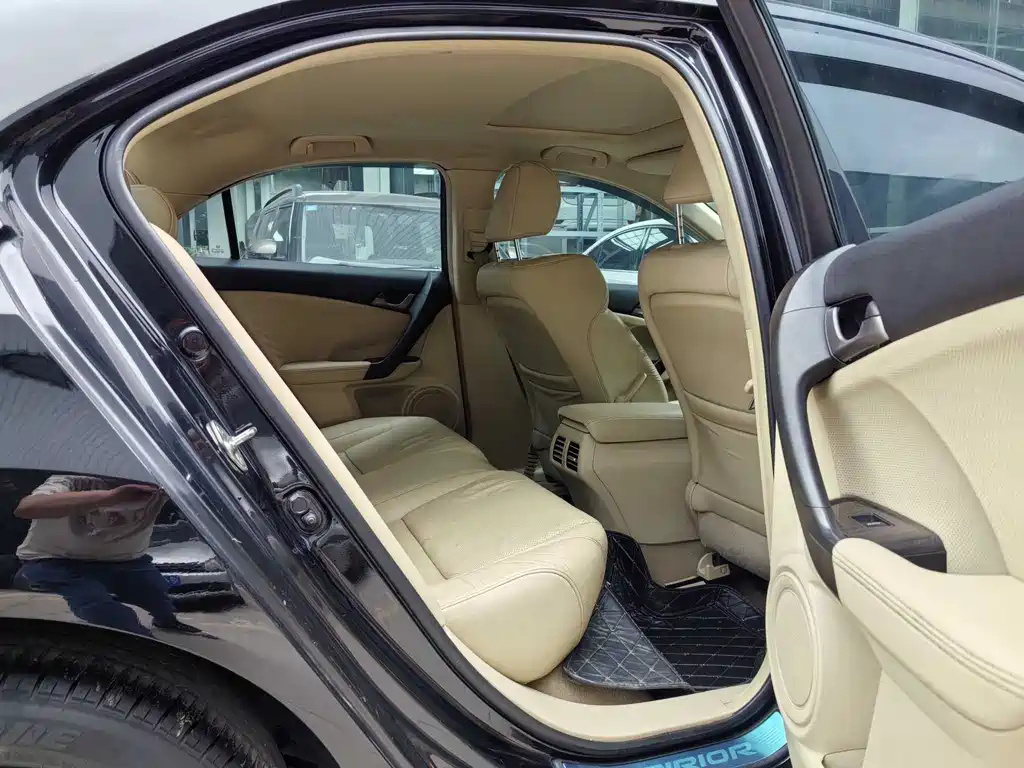 HONDA SI PLATINUM 2012