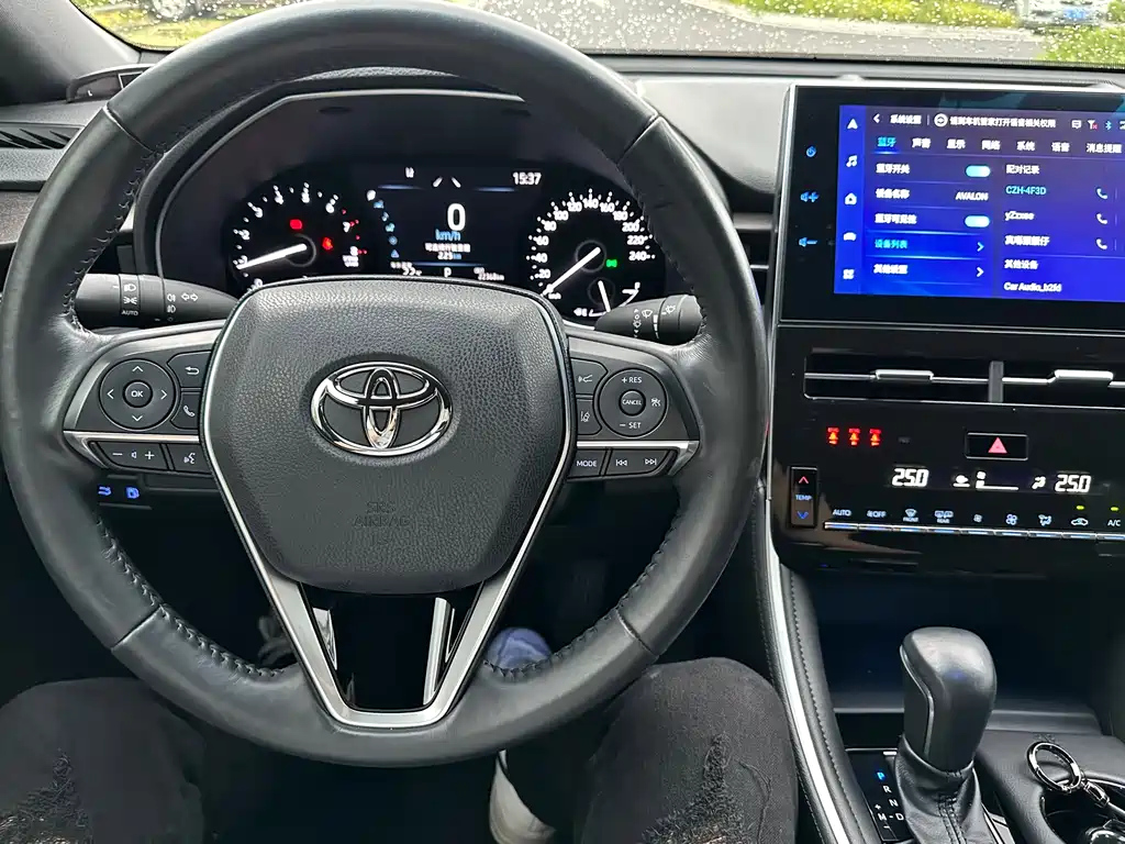 TOYOTA AVALON 2023
