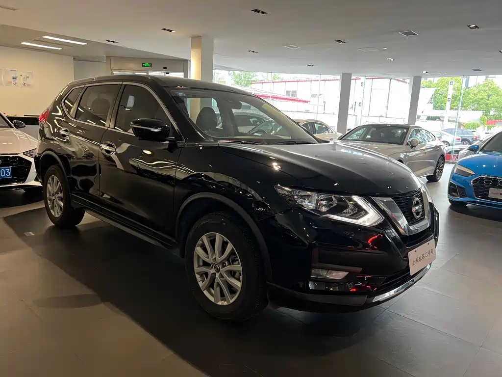NISSAN X-TRAIL 2020