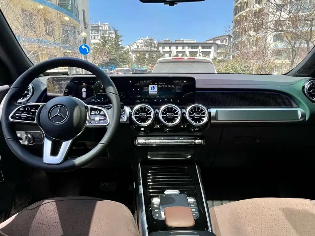 MERCEDES BENZ GLB 2022