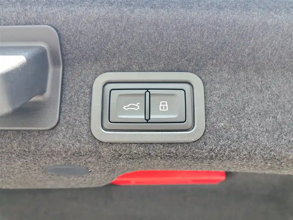 AUDI A6L 2023