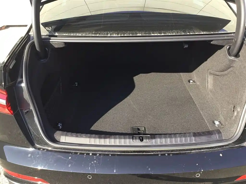 AUDI A6L 2022