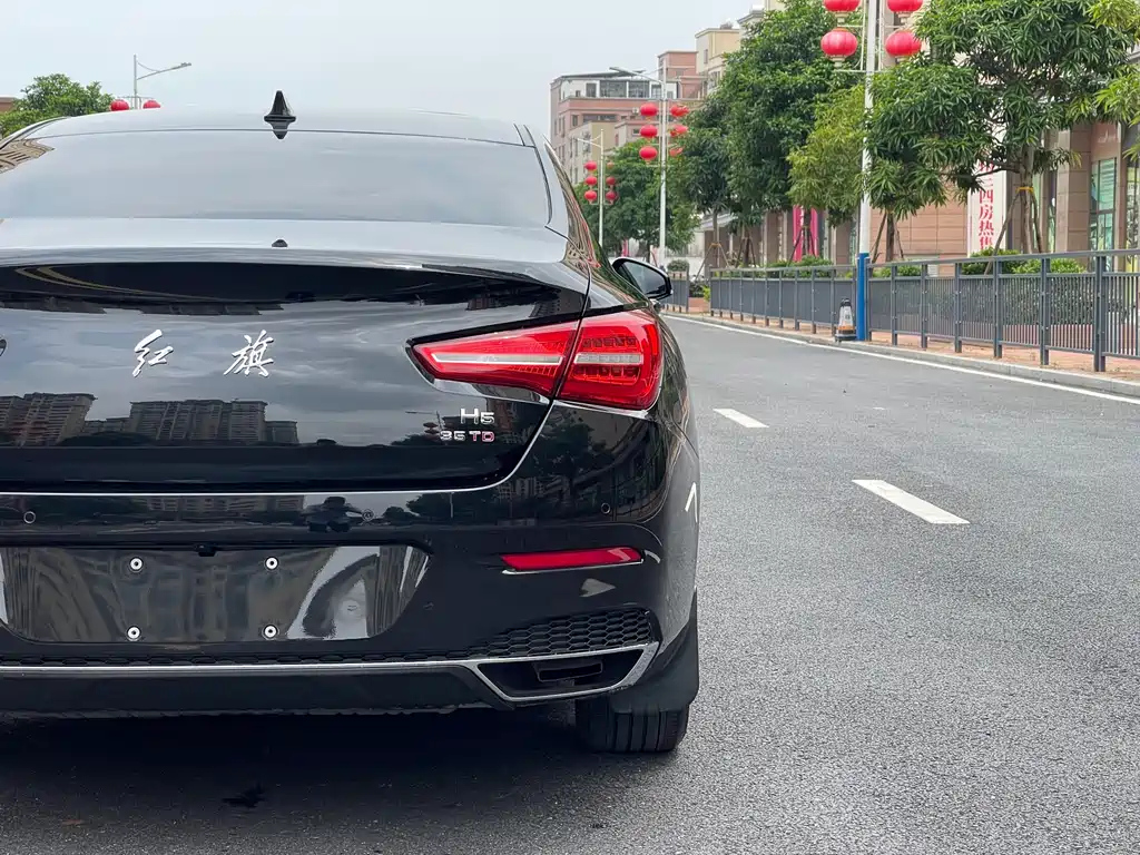 HONGQI H5 2021