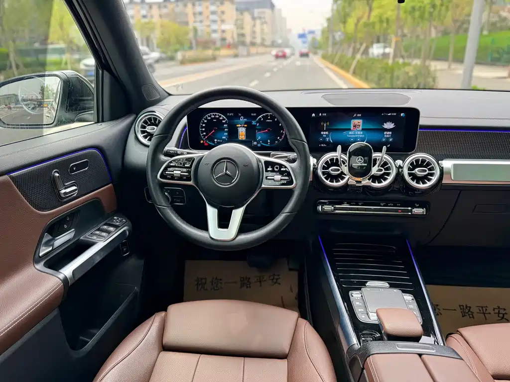 MERCEDES BENZ GLB 2020