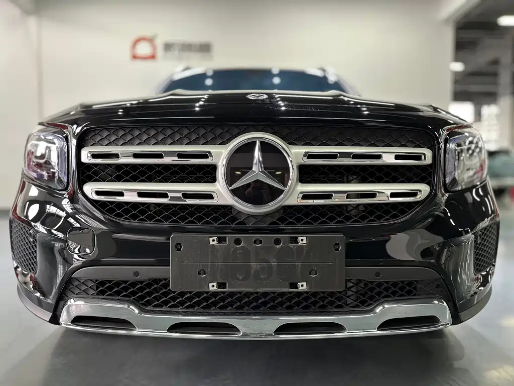 MERCEDES BENZ GLB 2023