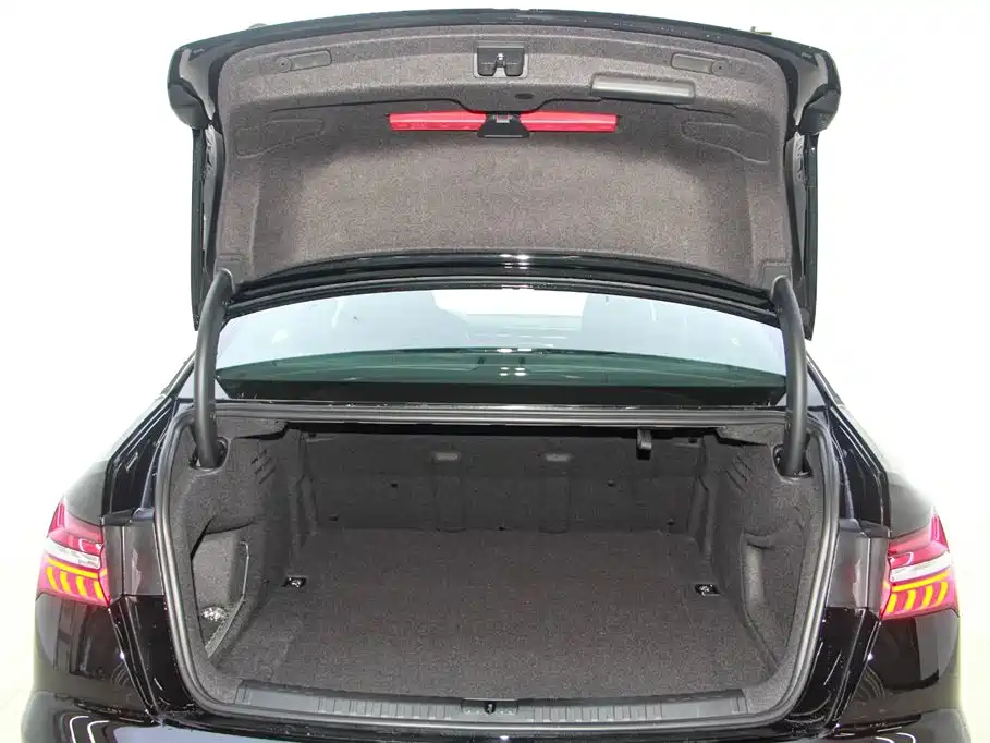 AUDI A6L 2024