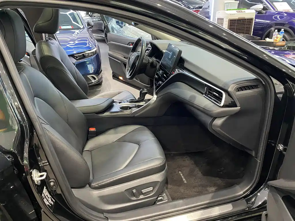 TOYOTA CAMRY 2022