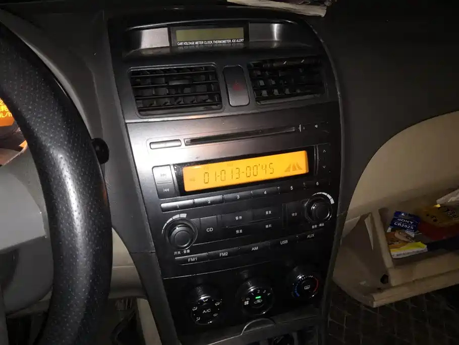 BYD L3 2012