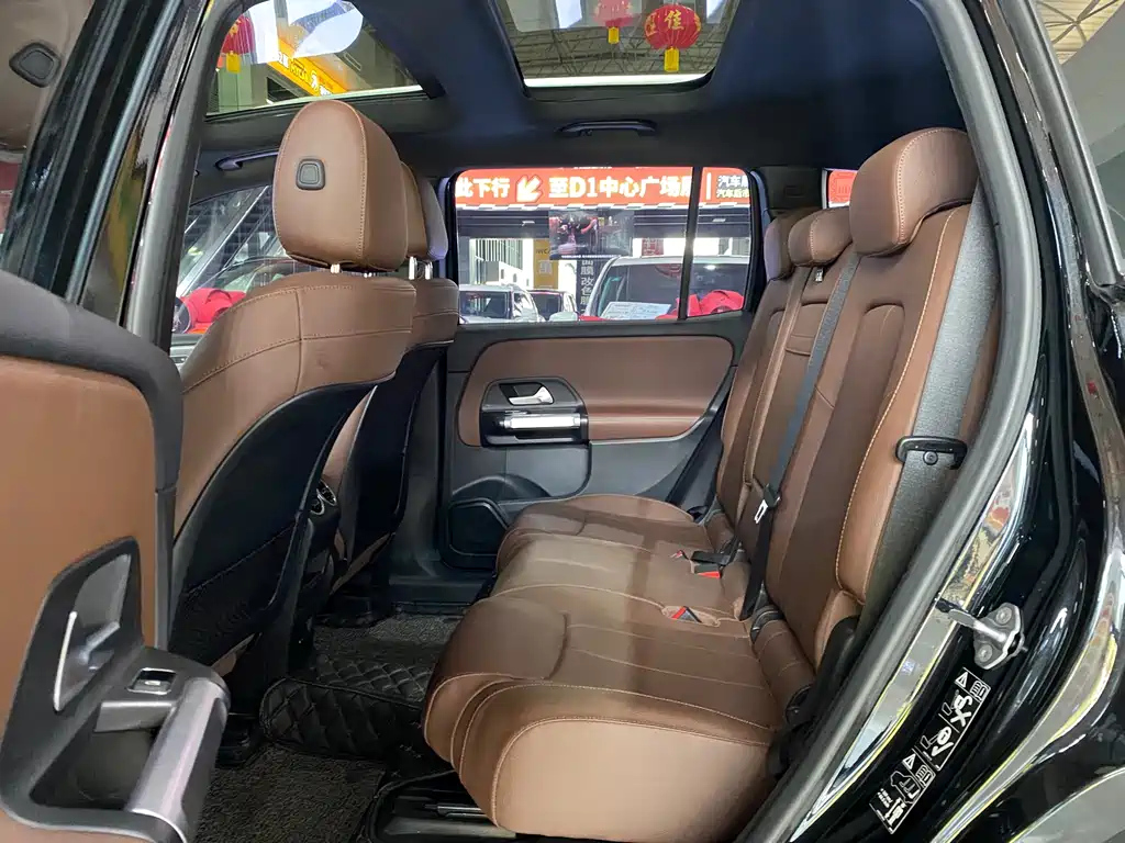 MERCEDES BENZ GLB 2021