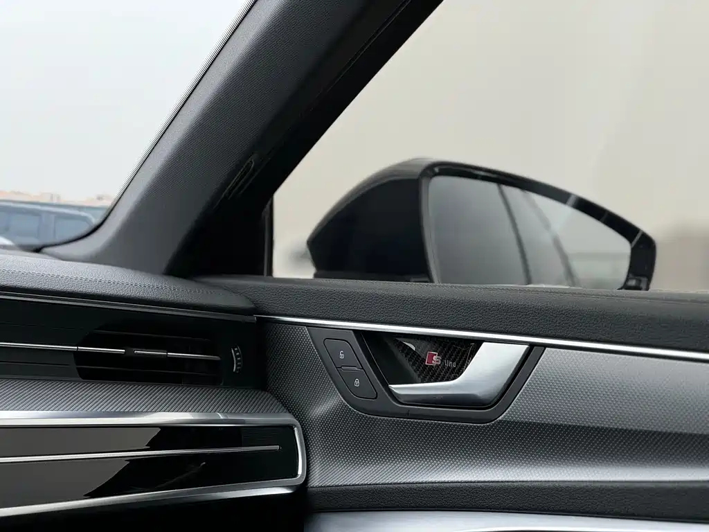 AUDI A6L 2022
