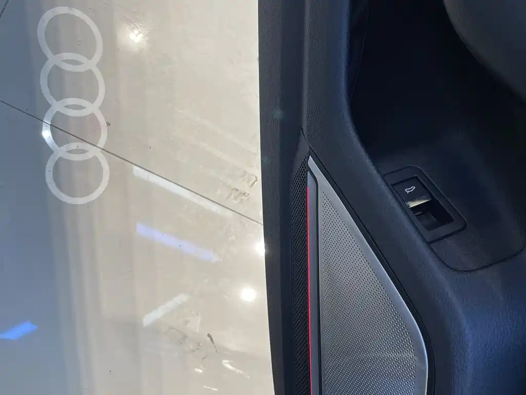 AUDI A6L 2023