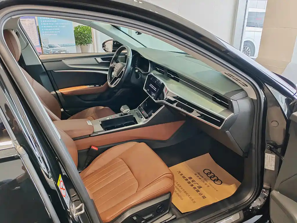 AUDI A6L 2021