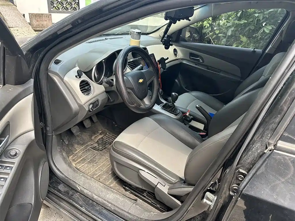 CHEVROLET CRUZE 2012