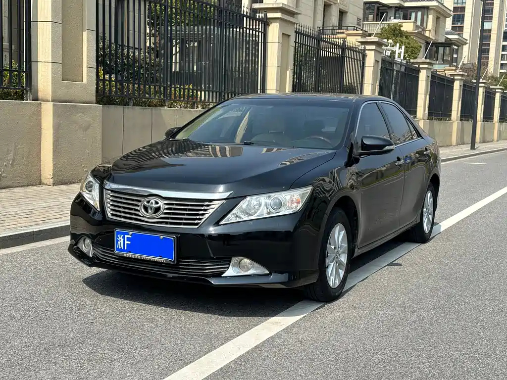 TOYOTA CAMRY 2014