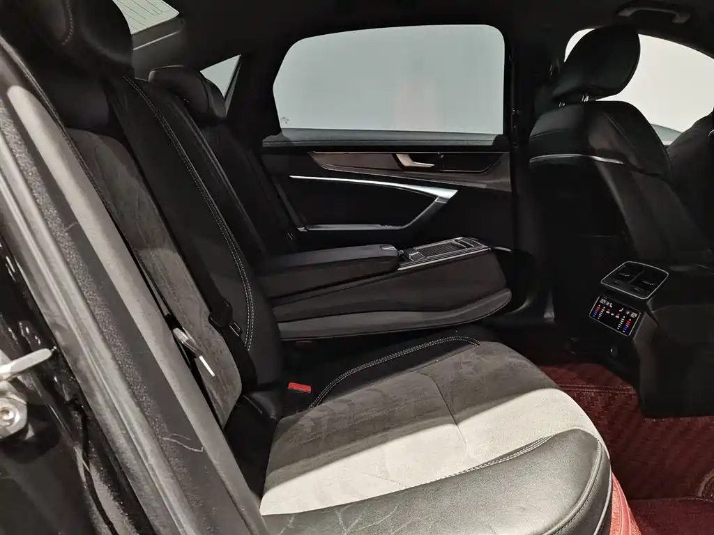 AUDI A6L 2020