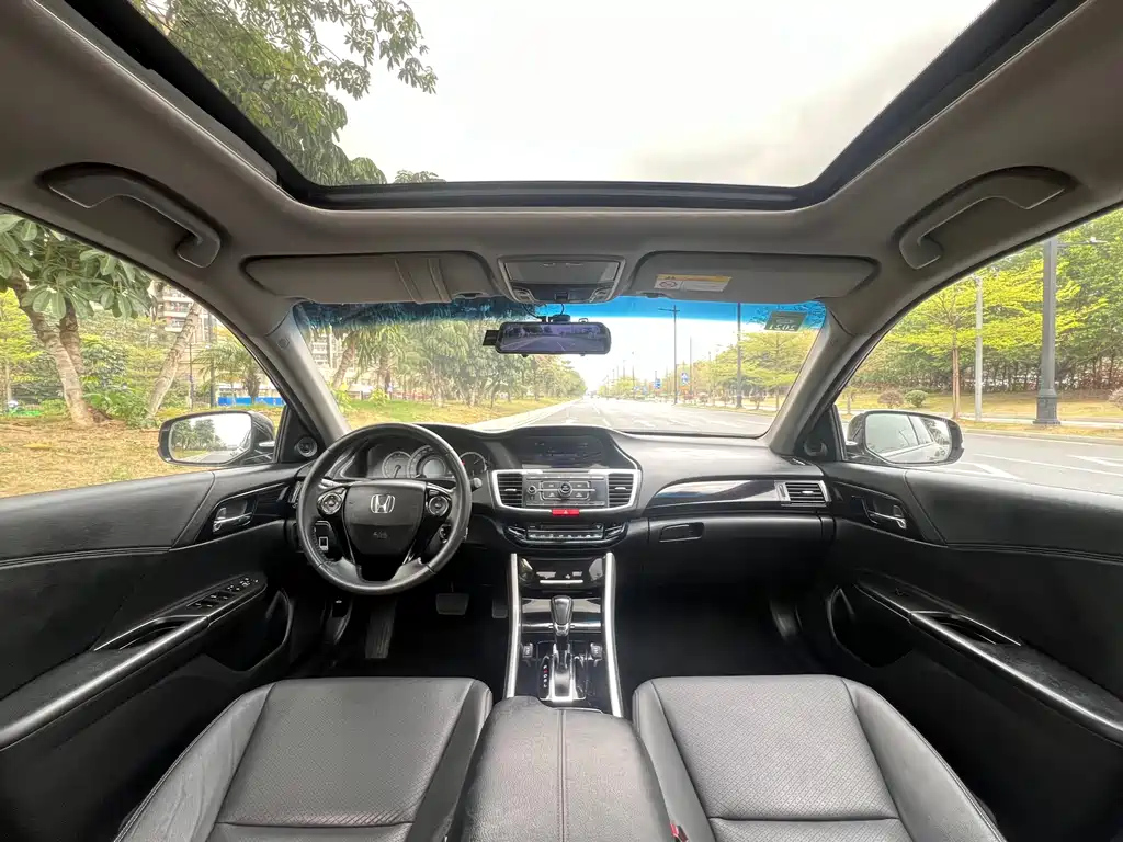 HONDA ACCORD 2017