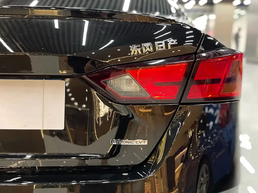 NISSAN TEANA 2022