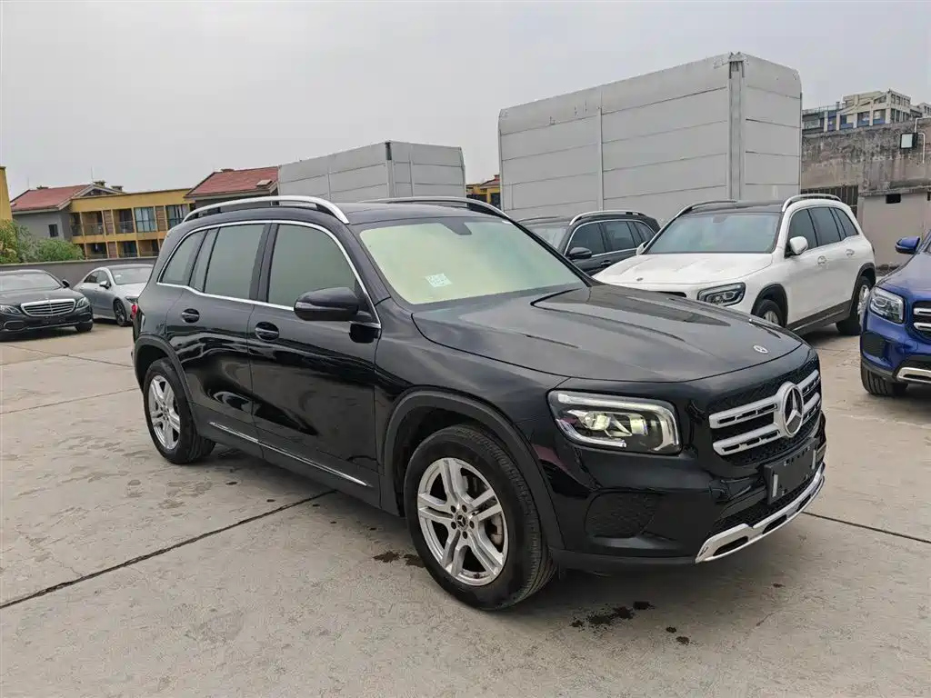 MERCEDES BENZ GLB 2022