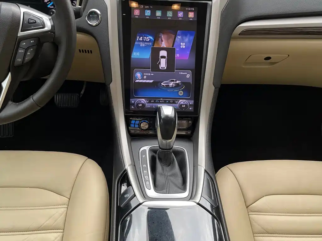 FORD MONDEO 2015