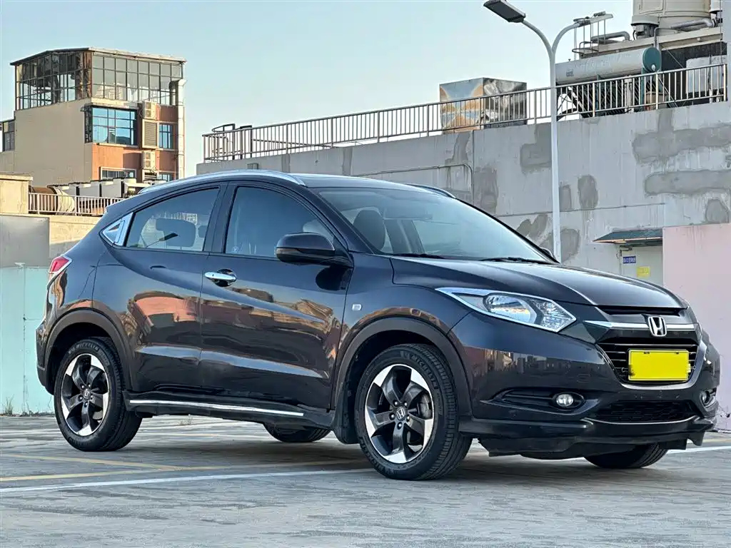 HONDA VEZEL 2016