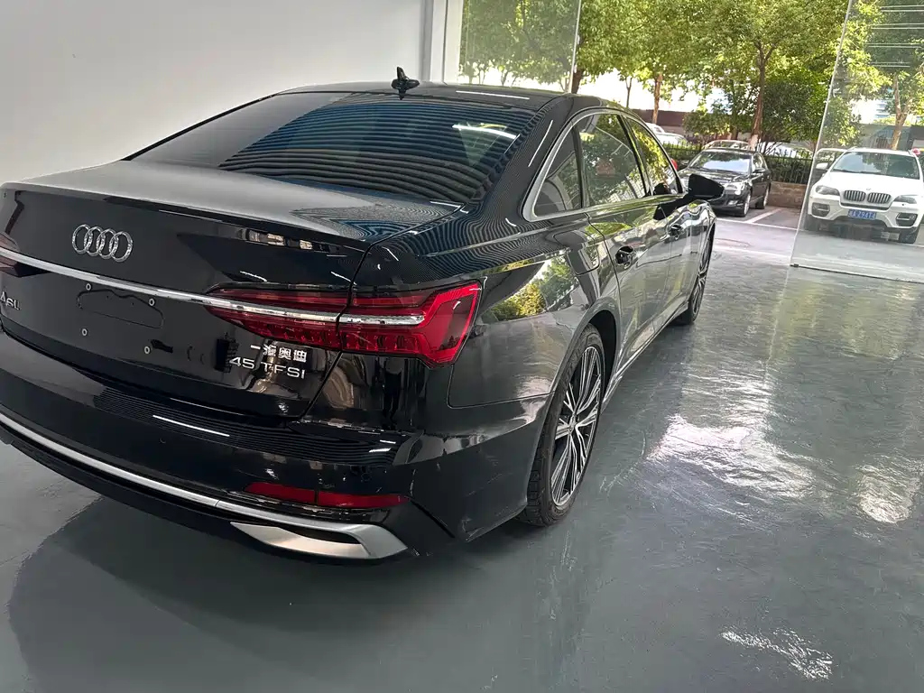 AUDI A6L 2023