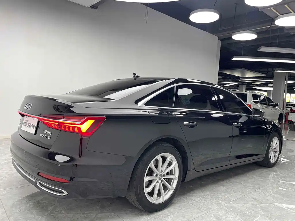AUDI A6L 2021