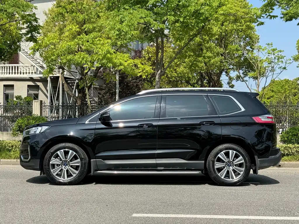 FORD EDGE 2023