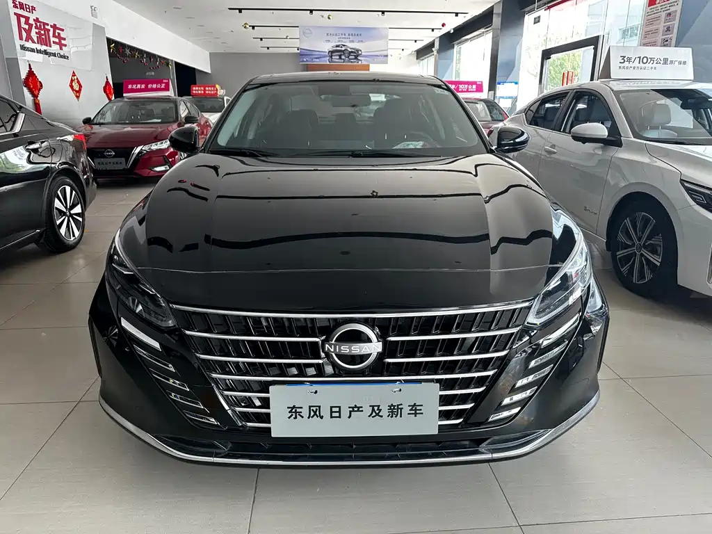 NISSAN TEANA 2023