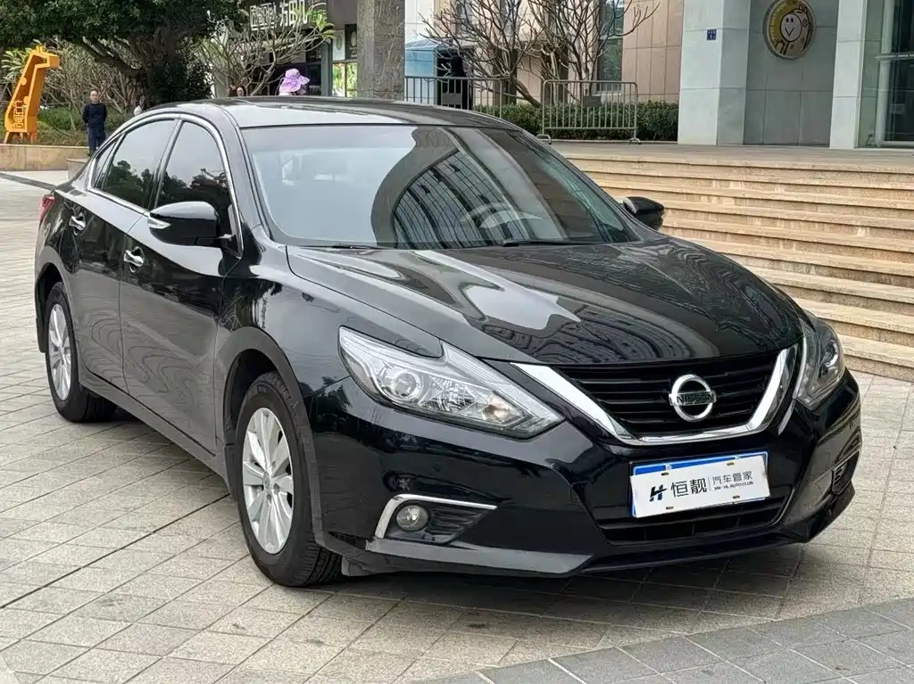 NISSAN TEANA 2018
