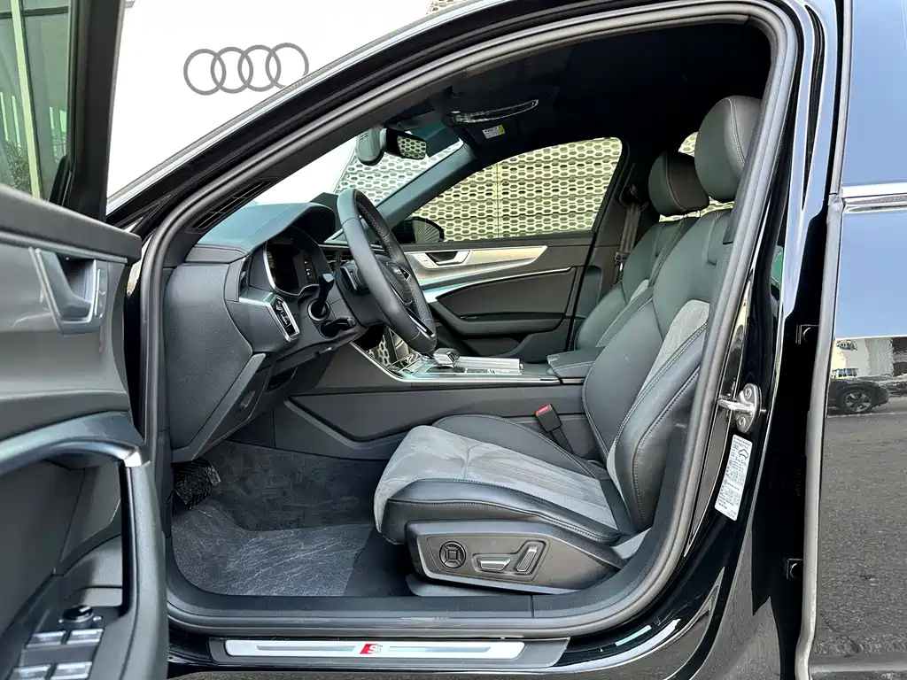 AUDI A6L 2023