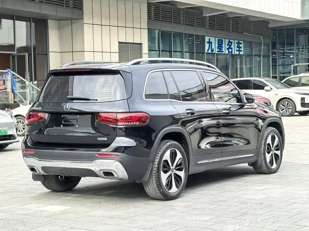 MERCEDES BENZ GLB 2022