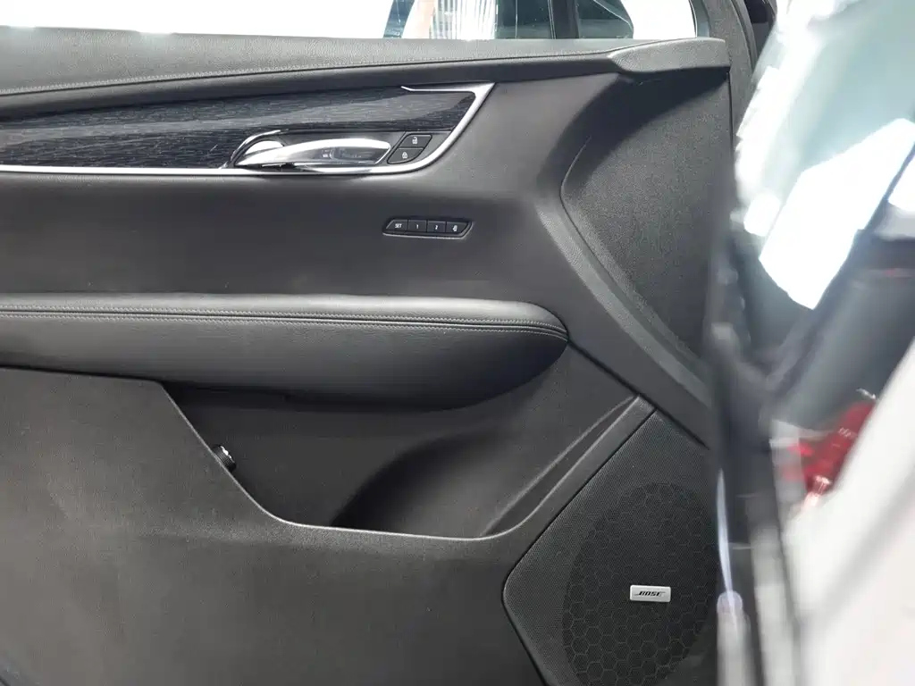 CADILLAC XT5 2020