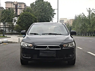 MITSUBISHI LANCER EX 2010