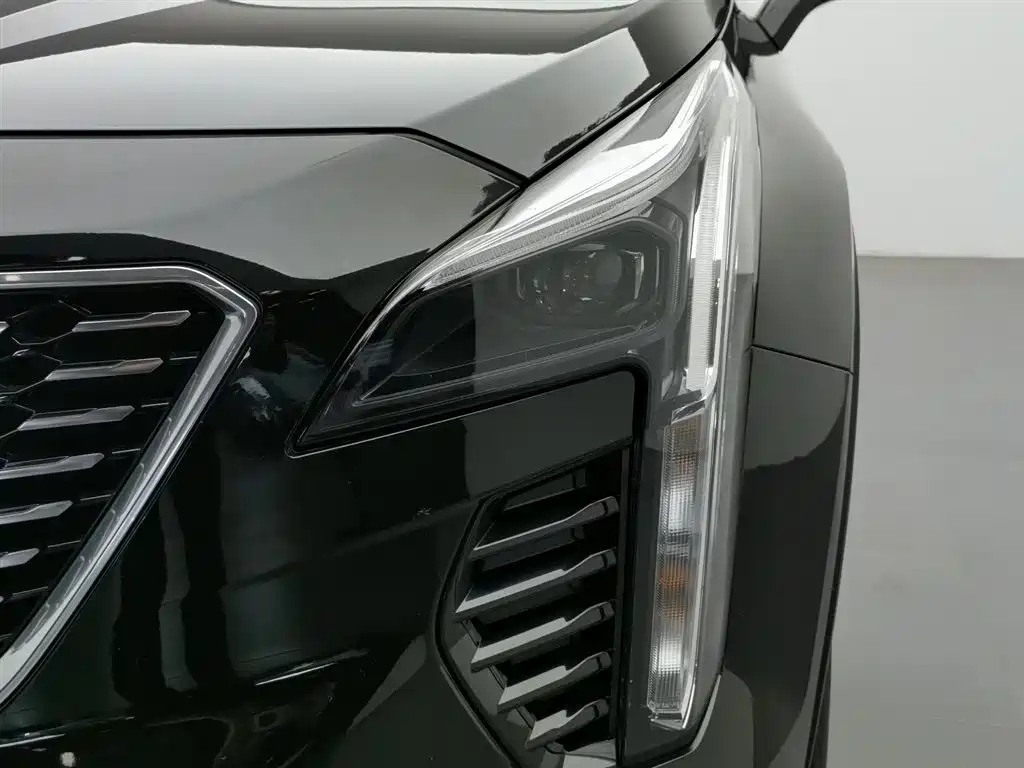 CADILLAC XT4 2021