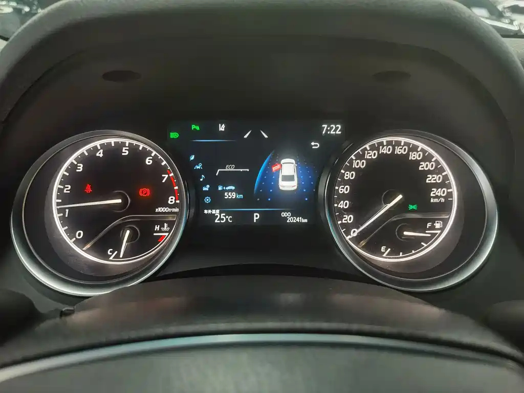 TOYOTA CAMRY 2022