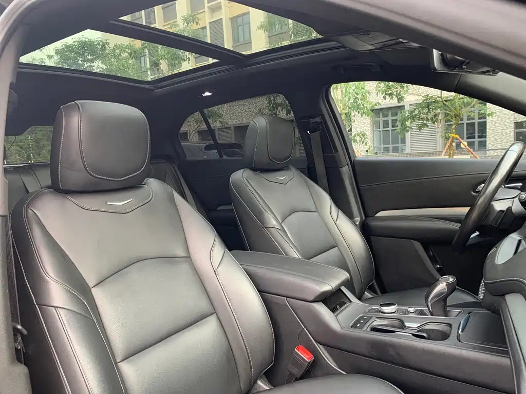 CADILLAC XT4 2019