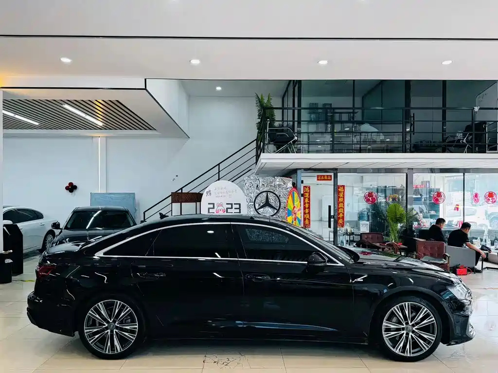 AUDI A6L 2021