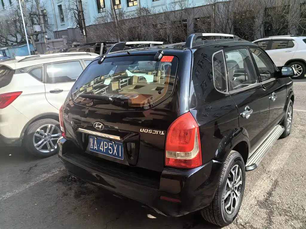 HYUNDAI TUCSON 2013