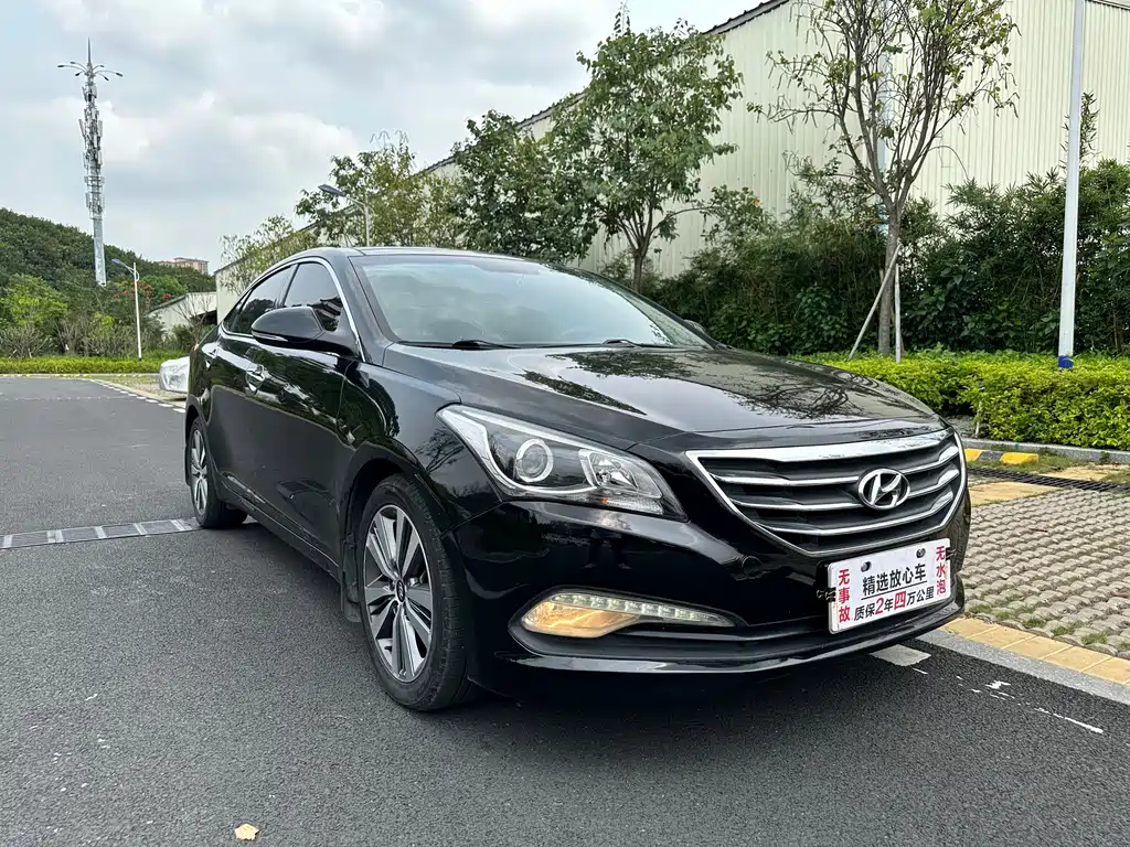 HYUNDAI MISTRA 2016