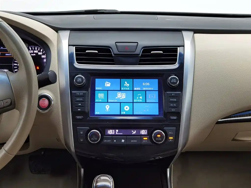 NISSAN TEANA 2014
