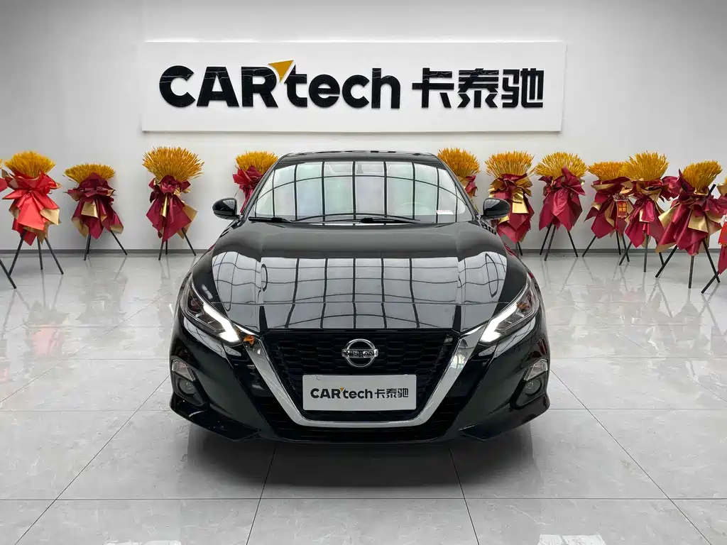 NISSAN TEANA 2020