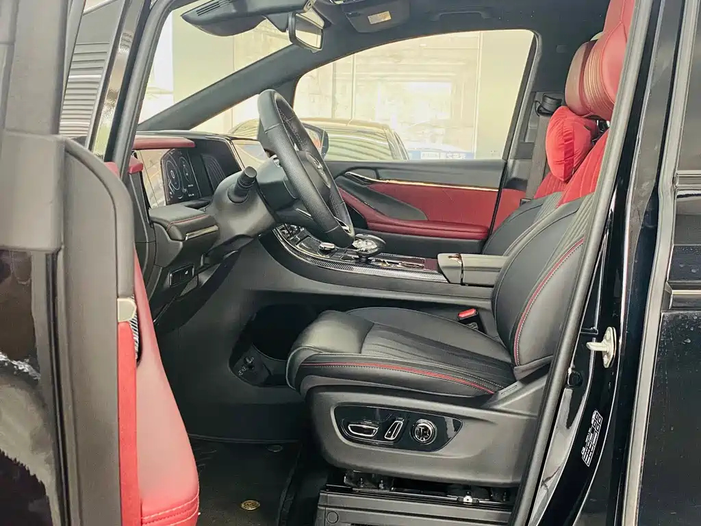 TRUMPCHI M8 2023