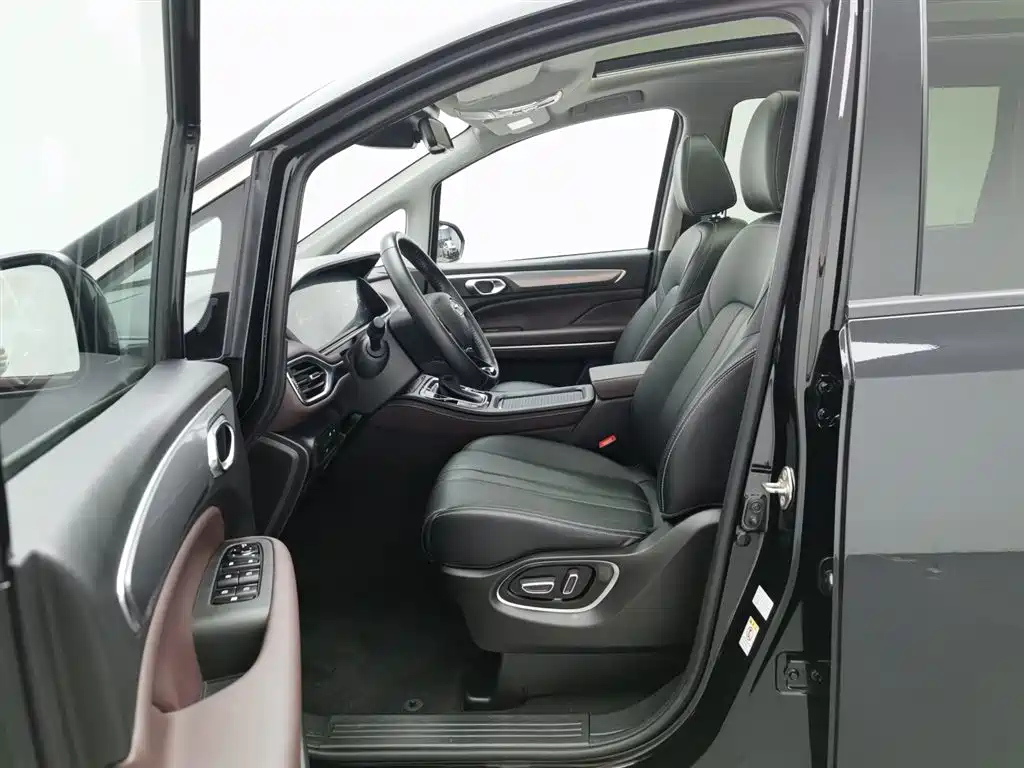 TRUMPCHI M6 2021