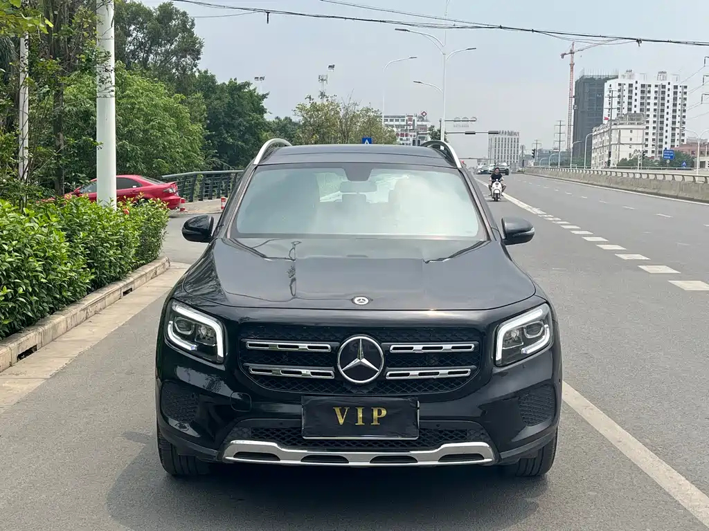 MERCEDES BENZ GLB 2022