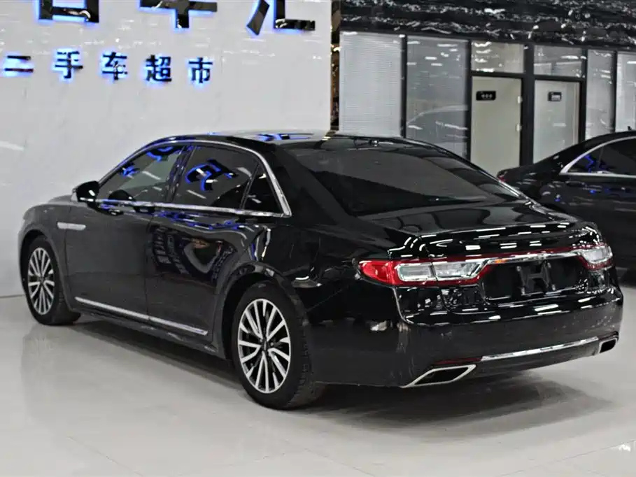 LINCOLN CONTINENTAL 2017